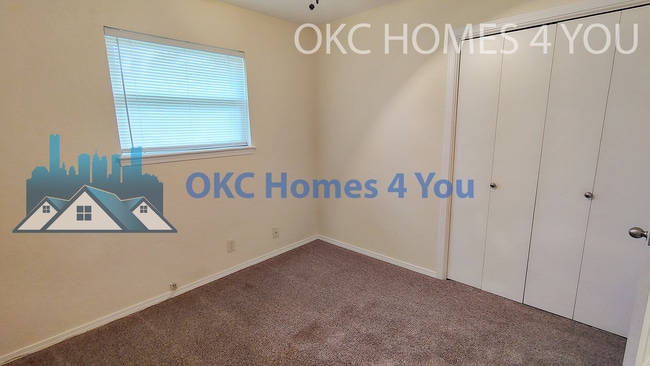 Building Photo - Live in Mustang and save $650 off the first full months rent!