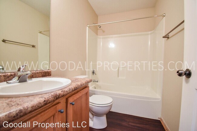 Building Photo - 2 br, 2 bath House - 15211 Greenbelt Drive