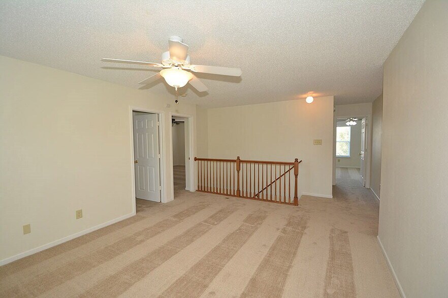 Building Photo - 6878 Merritt Ridge Way