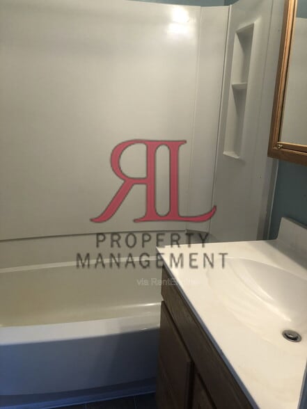 Building Photo - 80 E Whittier St