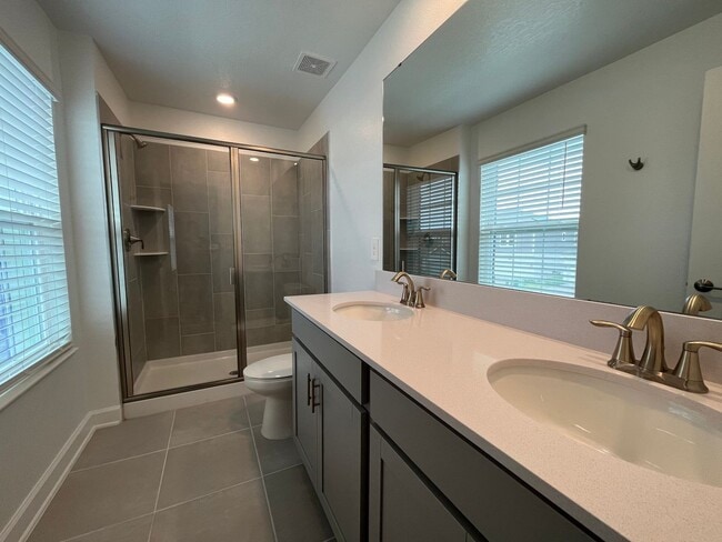 Building Photo - Townhome in Bridgewalk