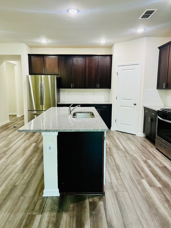Building Photo - 4829 Dufour Dr