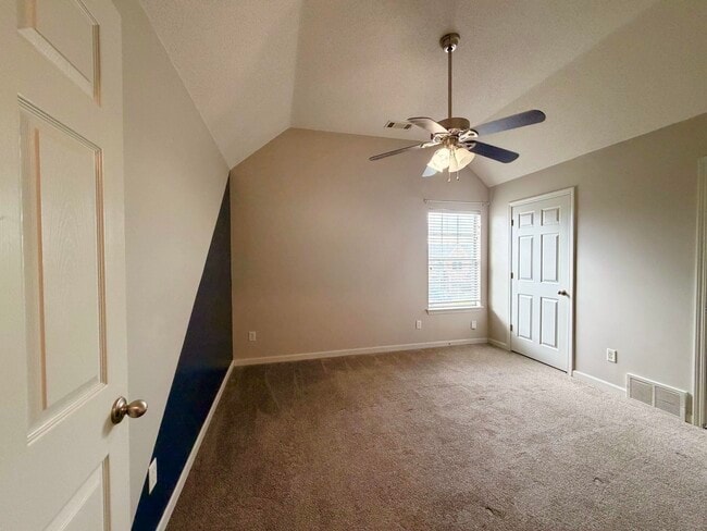 Building Photo - 240 Magnolia Garden Ln
