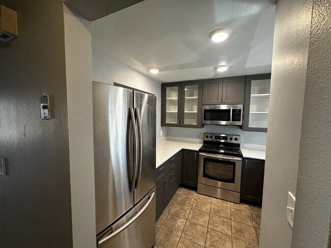 Building Photo - "Charming 2-Bed Retreat with Hardwood Floors in Golden, CO!"