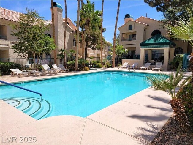 Building Photo - VERY DESIRABLE GREEN VALLEY 1ST FLOOR UNIT...
