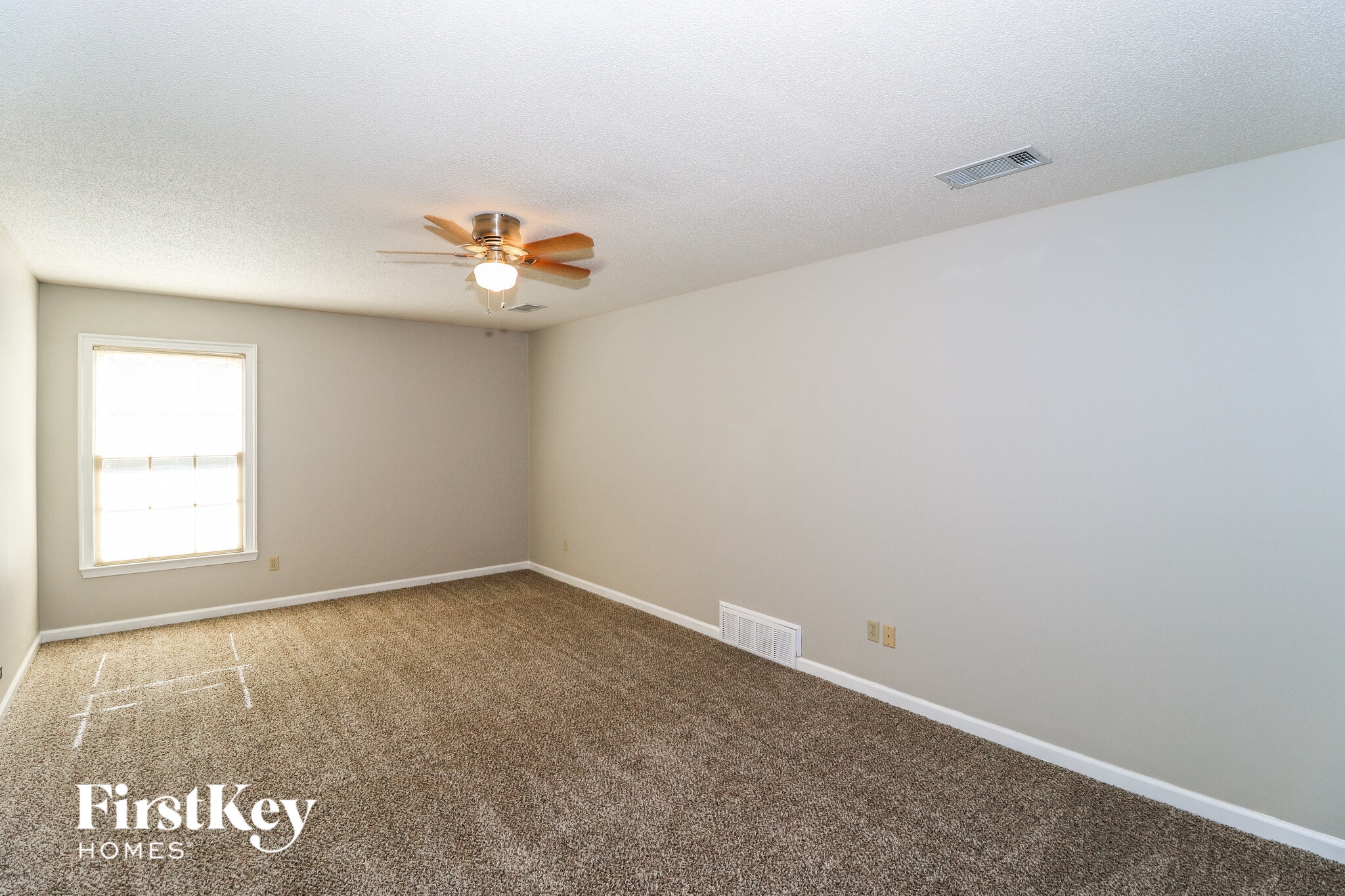 Building Photo - 1771 Wood Oak Dr
