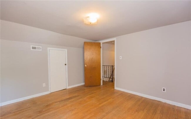 Building Photo - Great House for rent Maymont and Texas Beach area