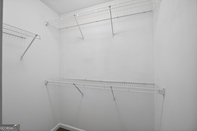 Building Photo - 3921 Riverlook Pkwy SE