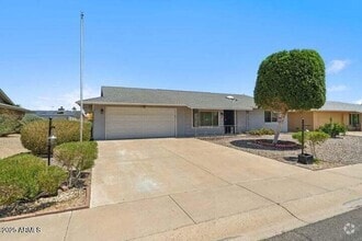 Building Photo - 13046 Wildwood Dr