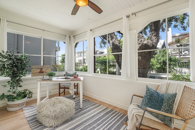 Sun porch/ office - 28 Clubhouse Ave