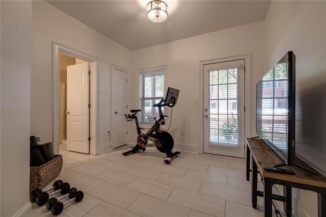 Building Photo - 1572 Mosaic Way