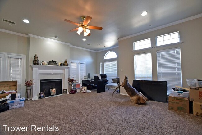 Building Photo - 4 br, 3.5 bath House - 26 Dolores Ct.