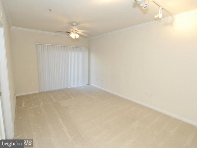 Building Photo - 12953 Centre Park Cir