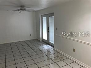 Building Photo - 712 Isleton Dr