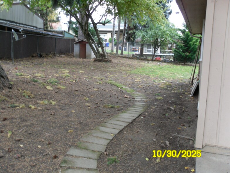 Building Photo - 3919 SE 168th Ave