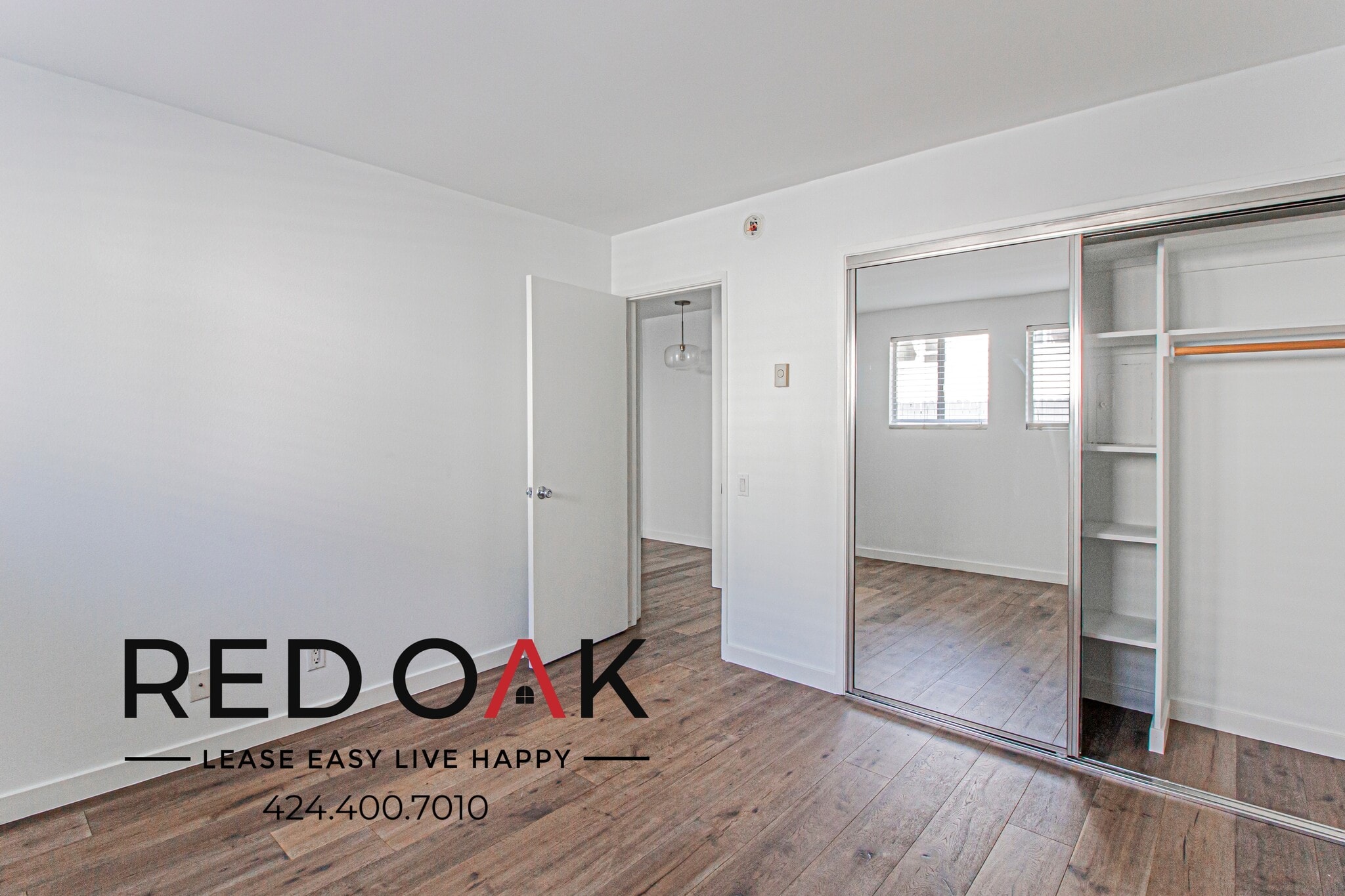 Building Photo - 1033 3rd St