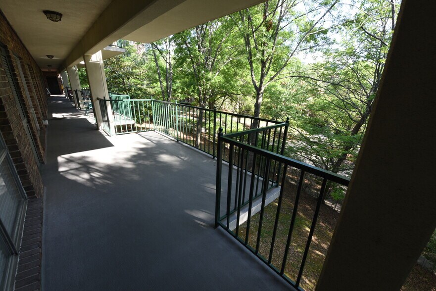 Building Photo - 57 Hanover Cir