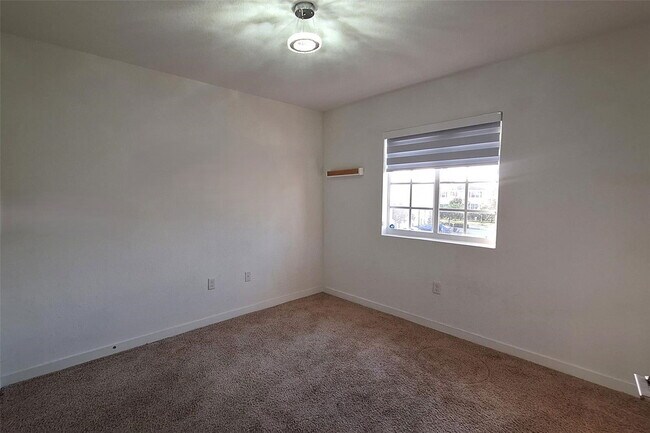 Building Photo - 1325 NW 208th Terrace