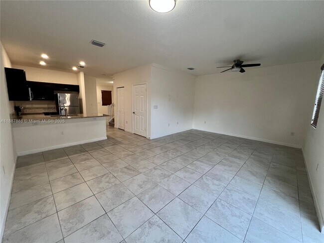 Building Photo - 15080 SW 119th Ln