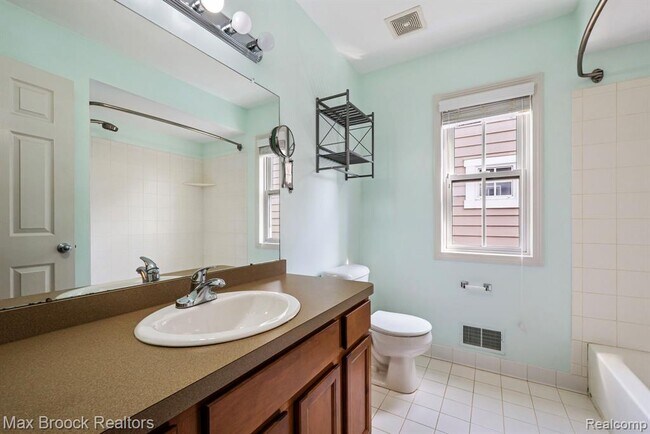 Building Photo - 3833 Forester Blvd