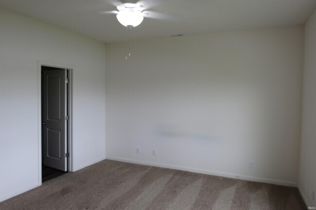 Building Photo - 6471 Wallingford St