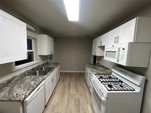 Building Photo - 2908 Binyon St