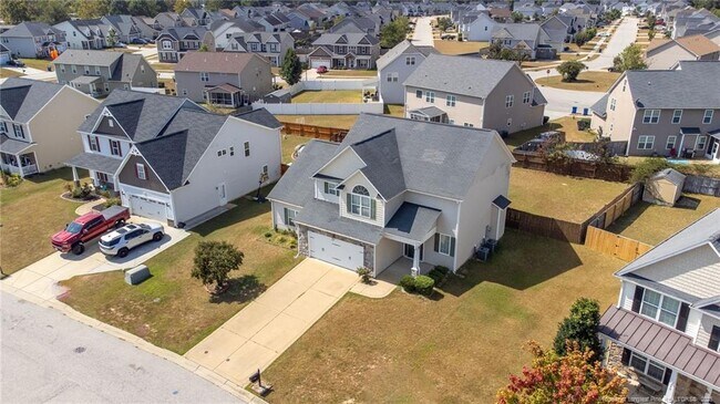 Building Photo - 573 Wedgefield Dr