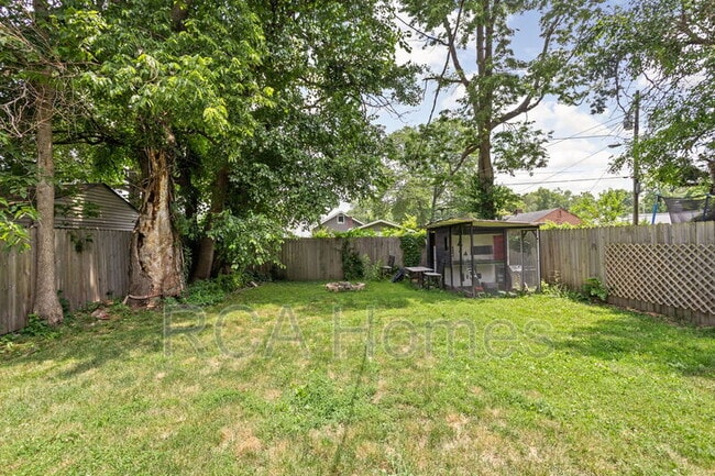 Building Photo - 4537 Crittenden Ave