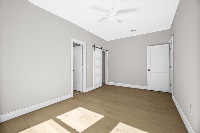 Building Photo - 1415 Tabor St