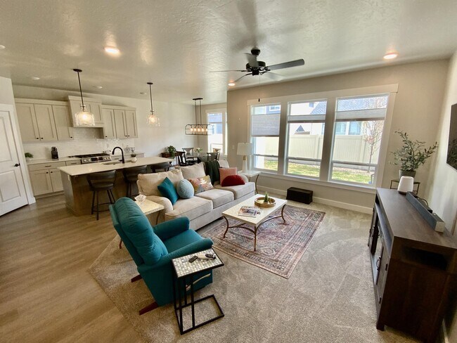 Building Photo - 3484 N Sirocco Ave