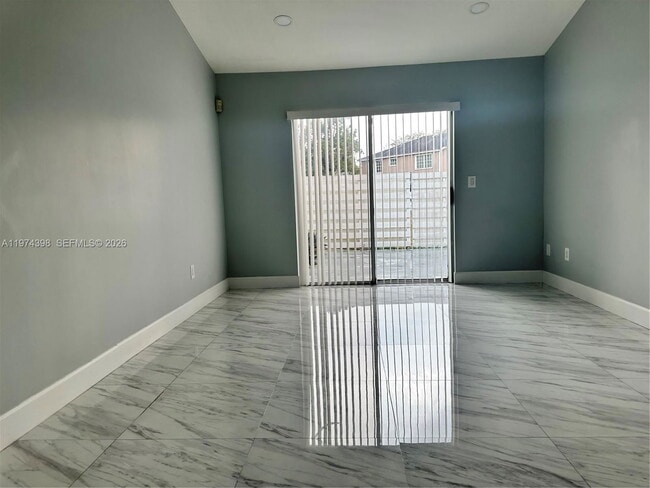 Building Photo - 14024 SW 148th Ln