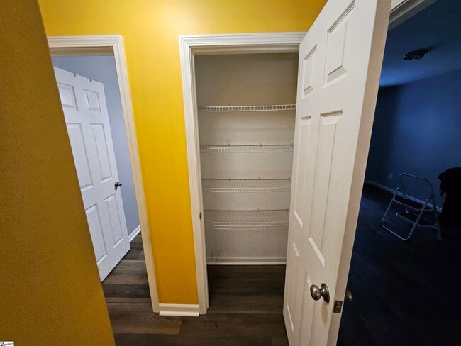 Building Photo - 132 Falcon Ridge Dr