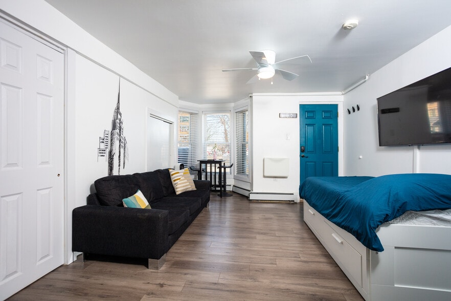 Building Photo - 509 Palisade Ave