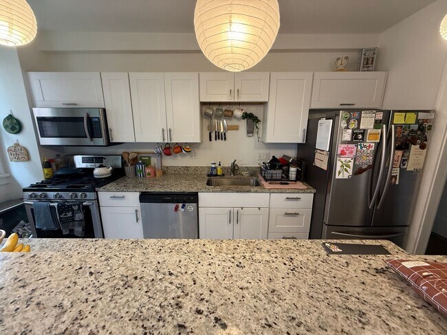 Building Photo - 204-204 S Braddock Ave