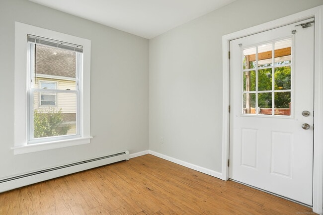 Building Photo - 102 Wooster St