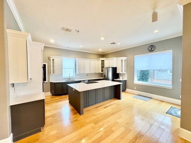 Building Photo - LUXURY RENTAL In Maitland - Winter Park Ar...