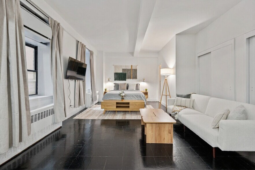 Building Photo - 420 Lexington Ave Ave