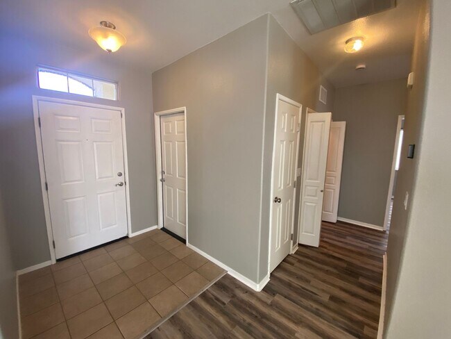 Building Photo - Pet Friendly home coming soon!