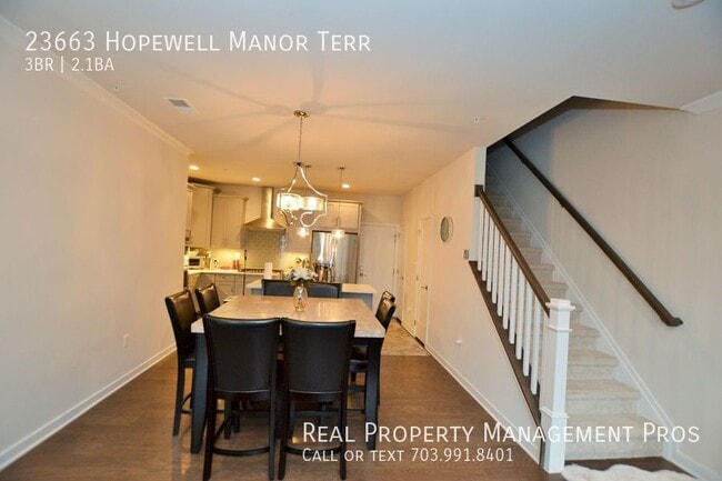 Building Photo - 23663 Hopewell Manor Terrace