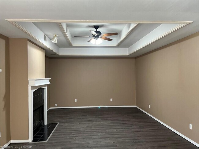 Building Photo - 9034 S 28th St