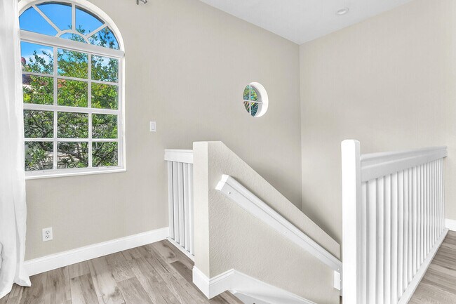 Building Photo - 4971 Bonsai Cir