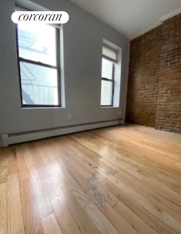 Building Photo - 109 Madison St