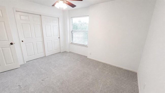 Building Photo - 10528 Dunham Forest Rd