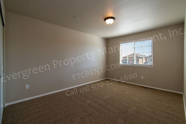 Building Photo - 3015 Denver Dr