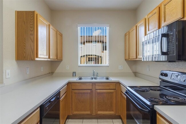 Building Photo - 2717 Bushman Dr
