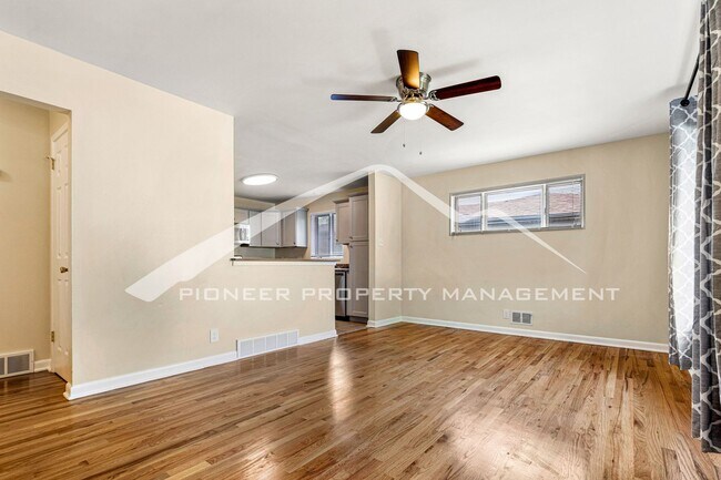 Building Photo - Updated Home With Central AC And Stainless...