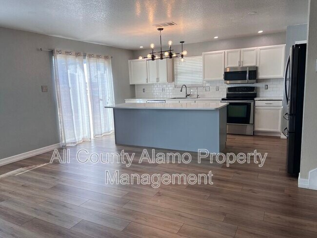 Building Photo - 7431 Cedar Farm