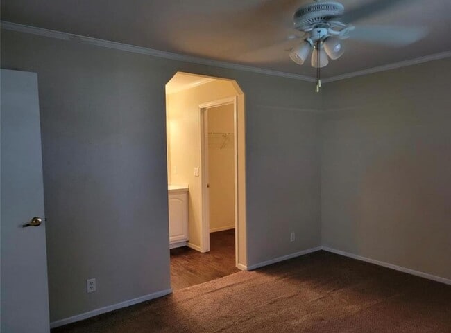 Building Photo - 21415 Snowblossom Ln