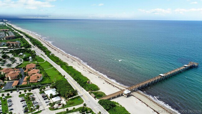 Building Photo - 114 Ocean Breeze Dr