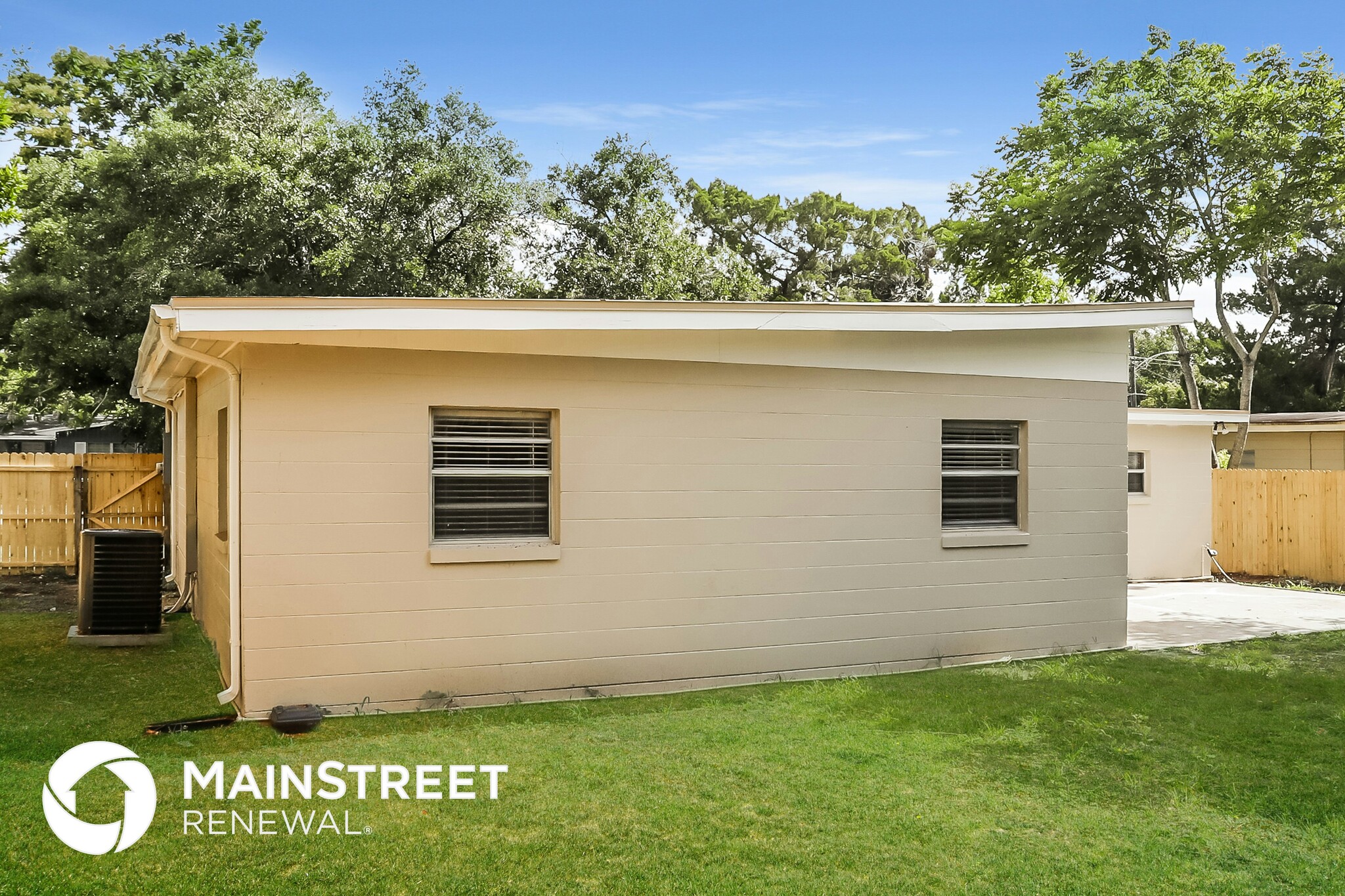 Building Photo - 6234 Balboa Dr